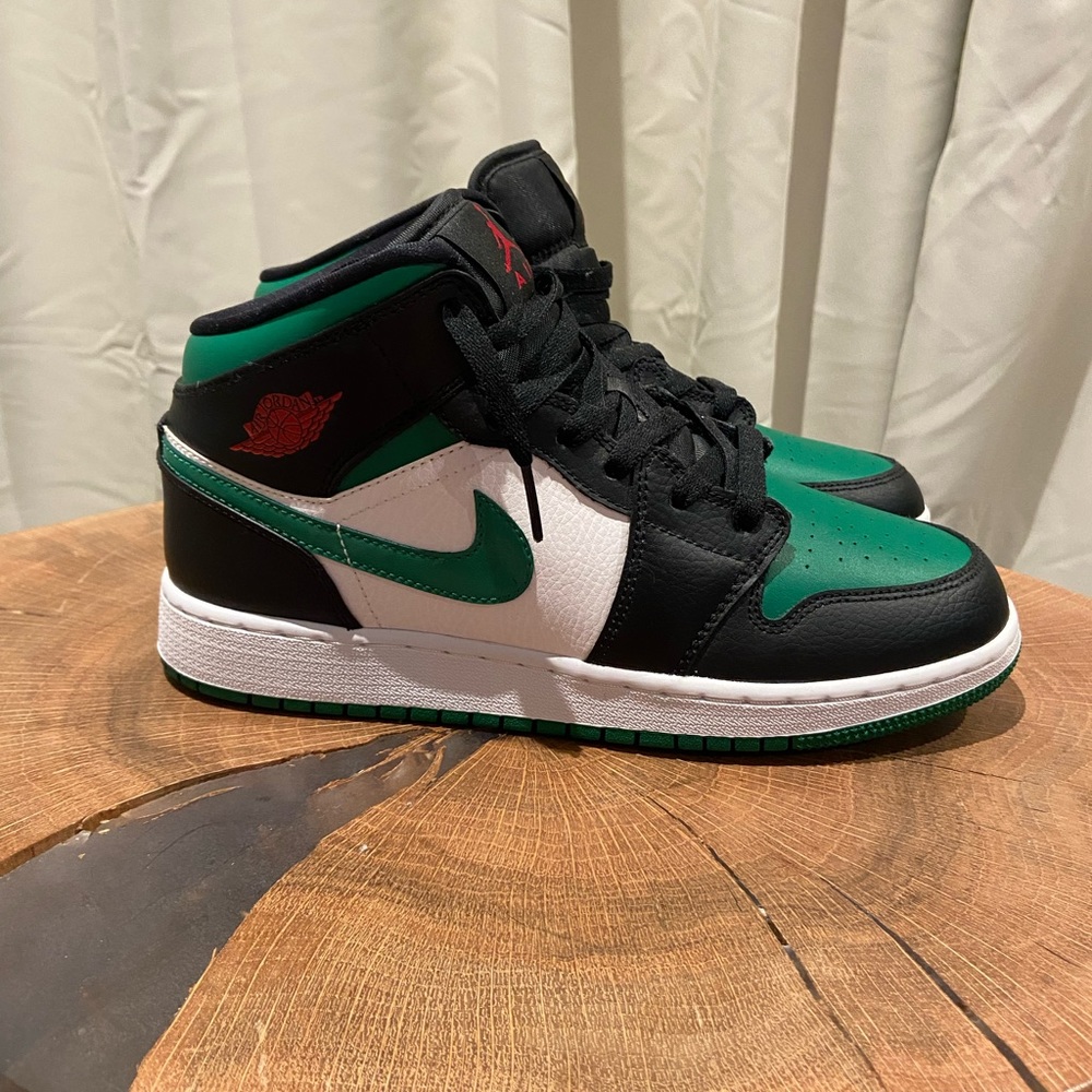 Jordan Kids Black, Green, and White Sneakers